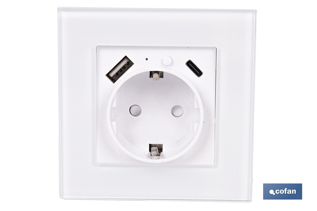 BASE ENCHUFE CON PUERTO USB Y TIPO C WIFI