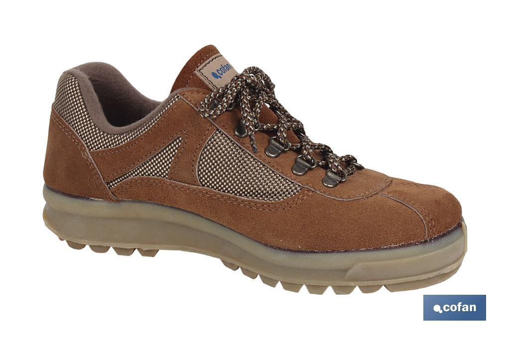 ZAPATILLAS  TREKKING MODELO IREGUA T-44