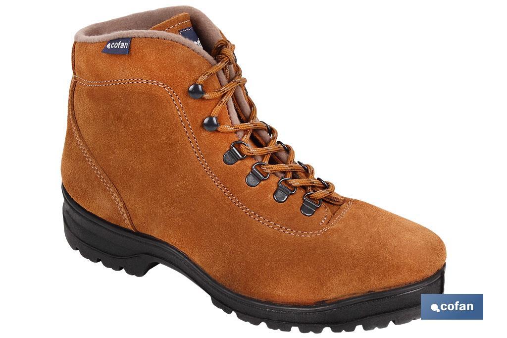 BOTA TREKKING SERRAJE MODELO NIJAR T-47