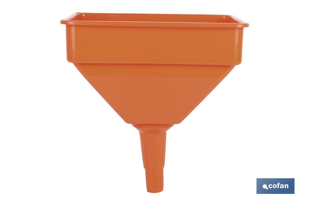 EMBUDO FUEL&OIL (TRACTOR) C/FILTRO 4,7 LITROS EMBUDO FUEL&OIL (TRACTOR) C/FILTRO 4,7 LITROS