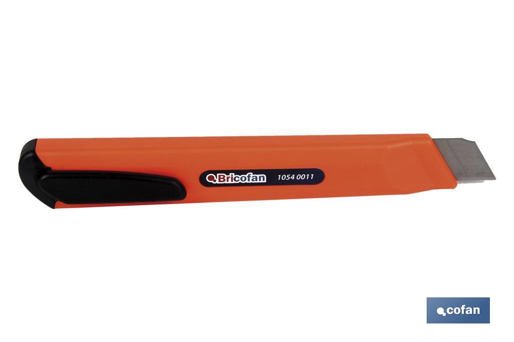 CUTTER STANDAR EN ABS (18 X 100MM) CUTTER STANDAR EN ABS (18 X 100MM)